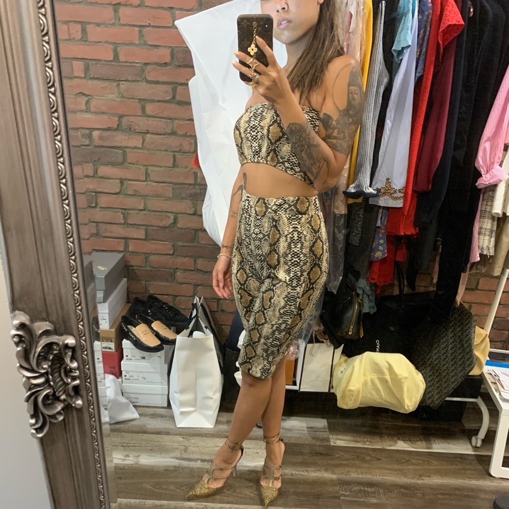 2 Piece Snakeskin Print Set